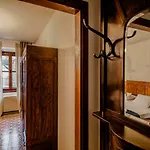 Luxury In The Old Palace *