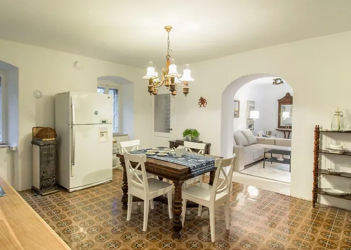 Luxury In The Old Palace